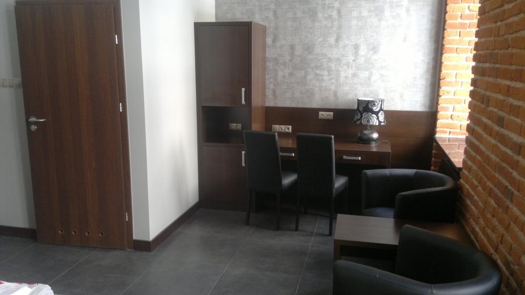 55 Piotrkowska Апартаменти